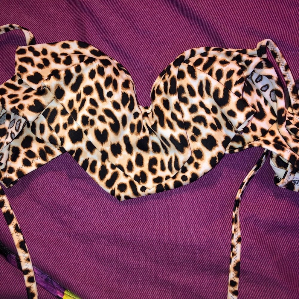 Victoria’s Secret pink bikini top